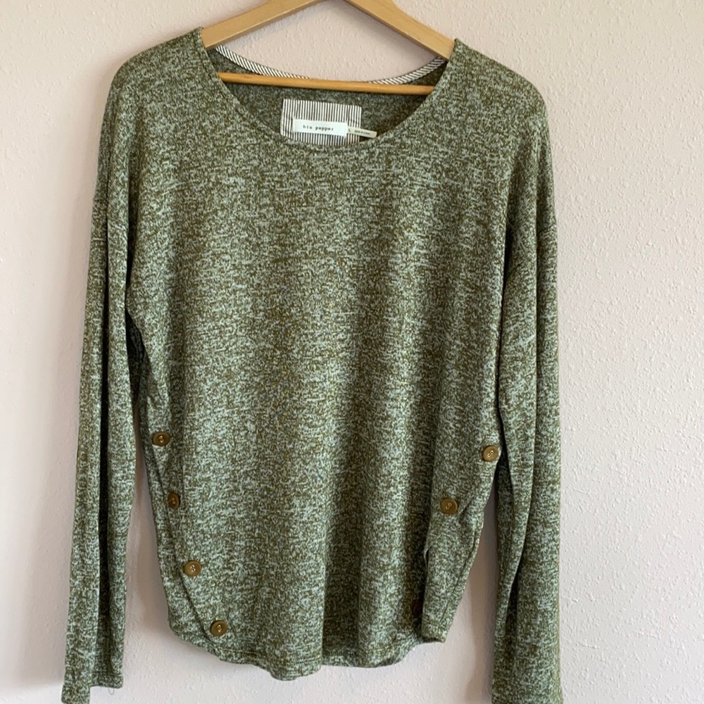 blu pepper women's Green marbled top Size L